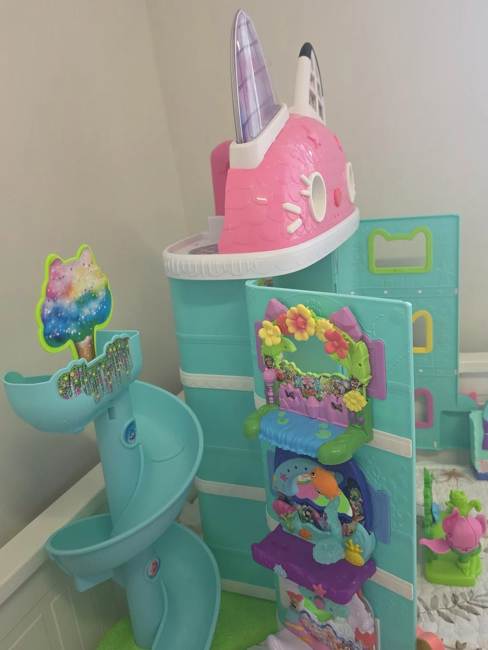 Gabby's Dollhouse: The Movie, Meow-Mazing Interactive Dollhouse